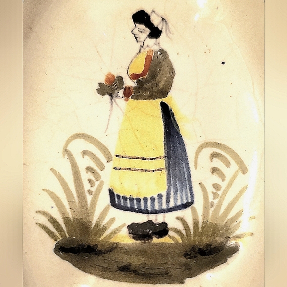 ✨️Vintage Henriot Quimper Signed Oval Shaped Hand Painted Trinket Dish - Picture 3 of 11